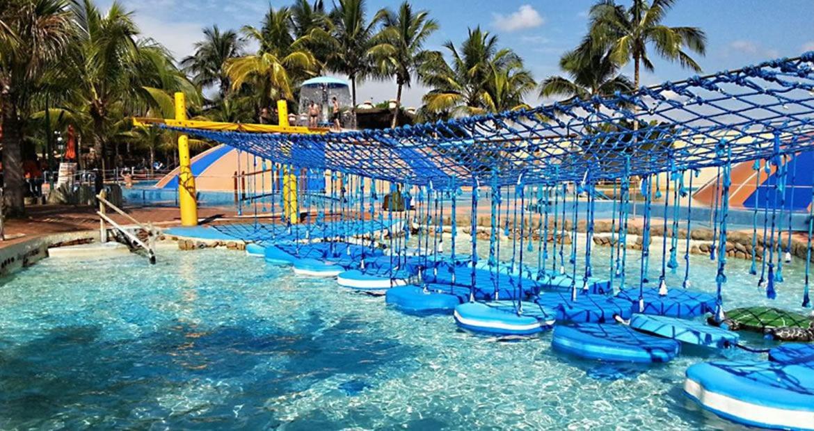 Olimpia Park Resort O Mais Divertido Resort Em Frente Ao Thermas Dos Laranjais - Pague Em Ate 12 Vezes ภายนอก รูปภาพ